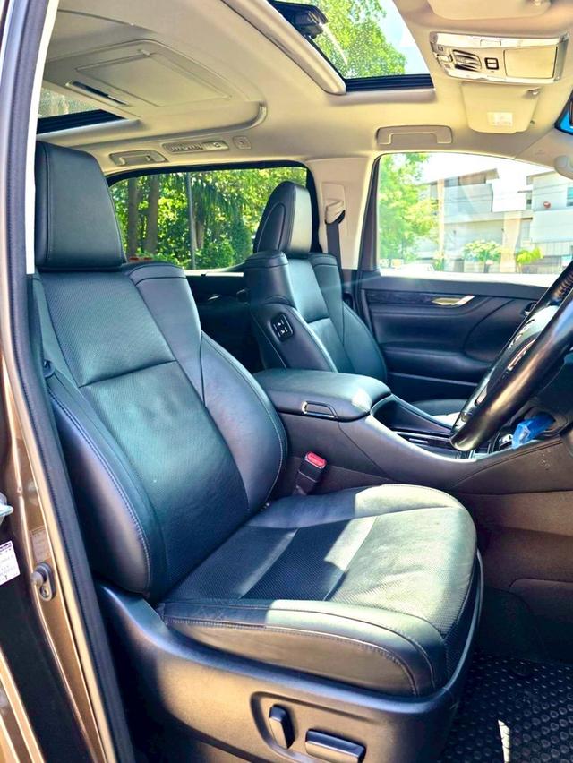 ขาย Toyota Alphard 2.5SC ปี19 7