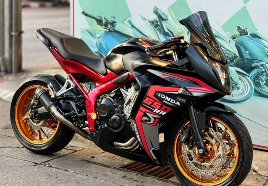 ขายด่วน Honda CBR650F สีดำแดง 2