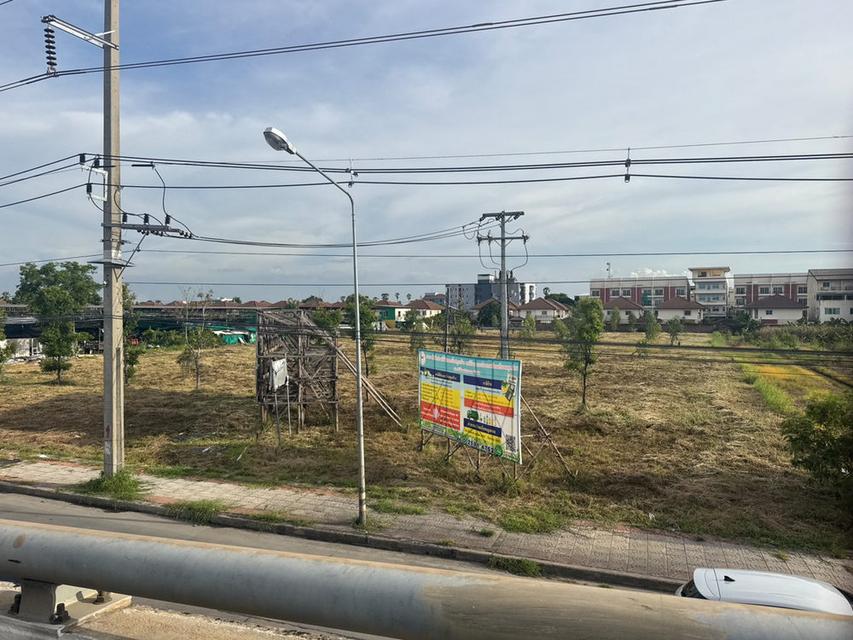 ที่ดินเปล่าให้เช่า 6 ไร่เศษ ติดถนน 346 หน้ากว้างติดถนน 70 เมตร ใกล้แยกสันติสุข เมืองปทุมธานี 2