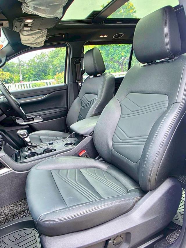 Ford Everest Titanium+ 2.0 Bi-Turbo 2WD สีขาว ปี 2023 ไมล์ 30,000กม. 9