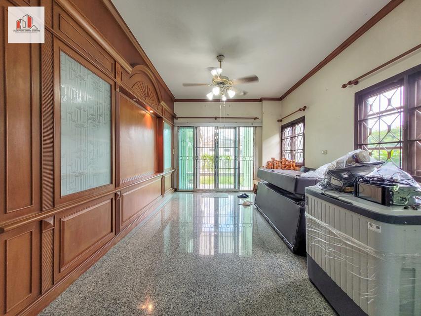 ขาย บ้านเดี่ยว หลังใหญ่ บ้านสวนดอกไม้ 300 ตรม 87.6 ตรว ติดถนนบรมฯ105 3
