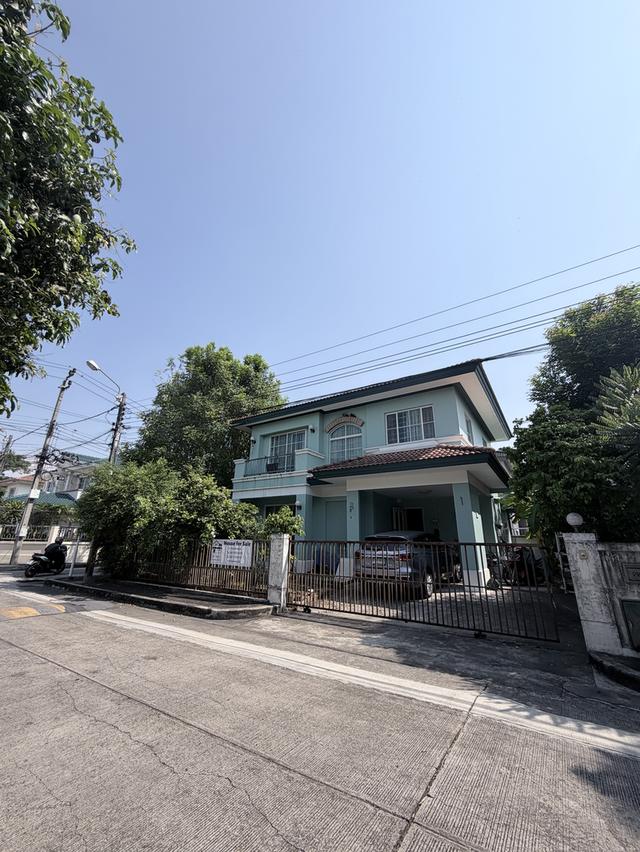 บ้านเดี่ยวหลังมุม หมู่บ้านชลลดา วัดลาดปลาดุก 60.3 ตร.วา 3