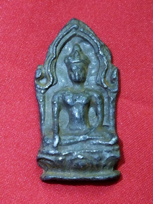 พระเก่าสมัยเชียงแสนเชียงรุ้ง