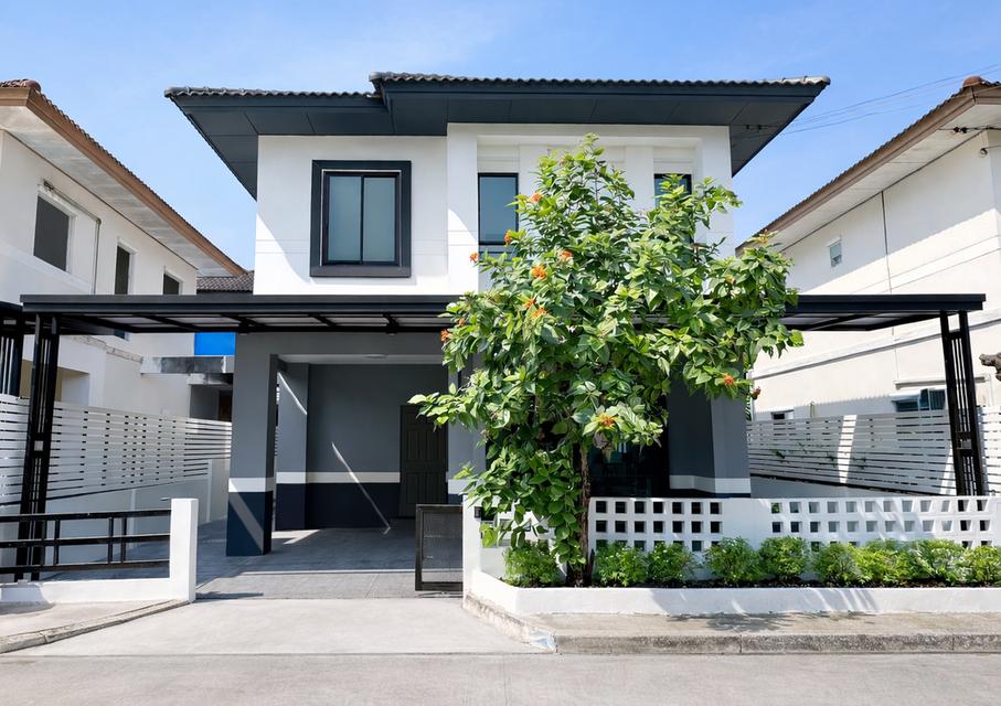 พร้อมพัฒน์1ปัญญาอินทรา 2
