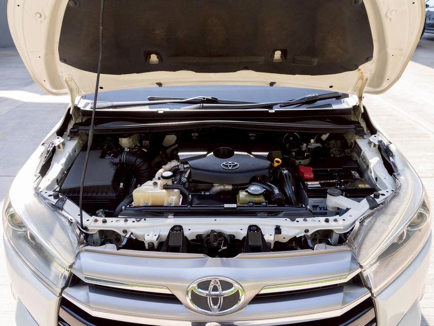 TOYOTA INNOVA 2.8 CRYSTA V WAGON มือสอง ปี 2017 รูปที่ 20