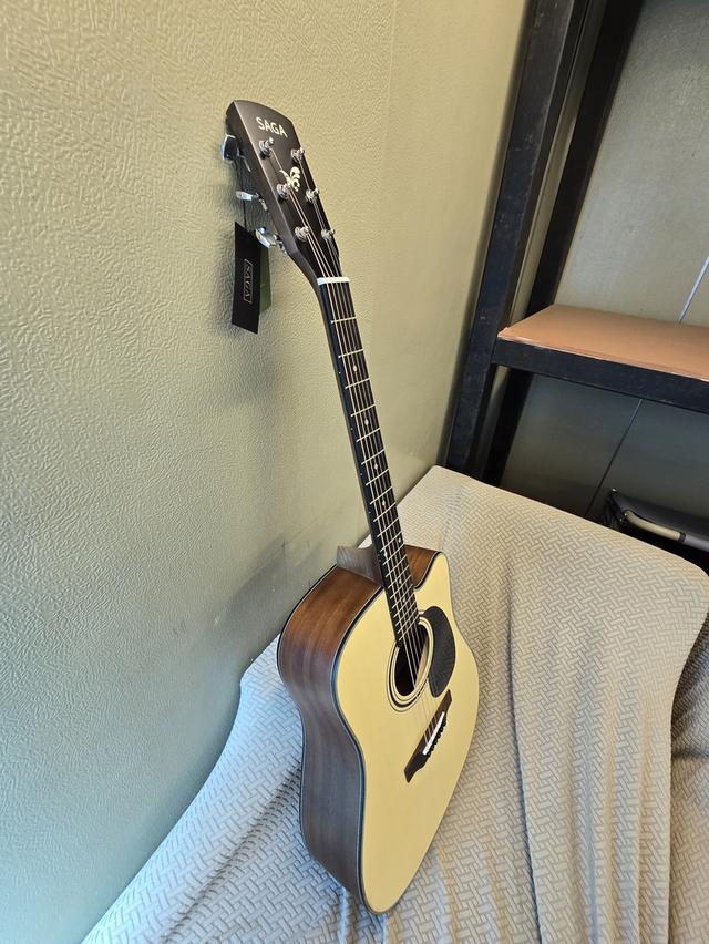 กีต้ารุ่น SAGA SF600C 6