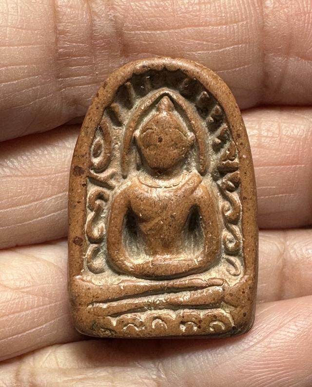 พระกำแพงซุ้มกอ พิมพ์ใหญ่