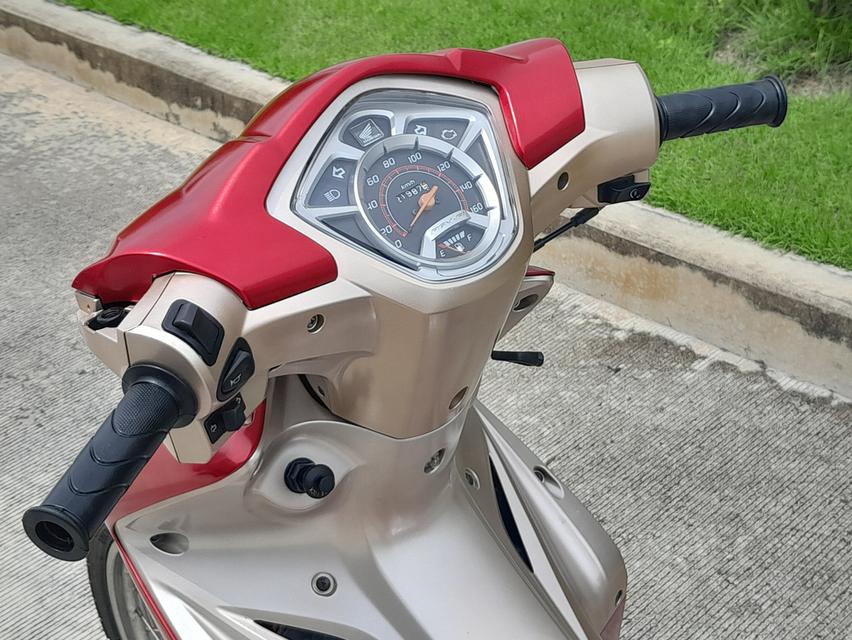2010 Honda Wave 110iAT · ขับไปแล้ว 21,999 กิโลเมตรHonda Wave 110i AT ปี2010 สีแดงแก้ว-น้ำตาล***ย้ำเวฟเกียร์ออโต้ WaveATนะคะ 17