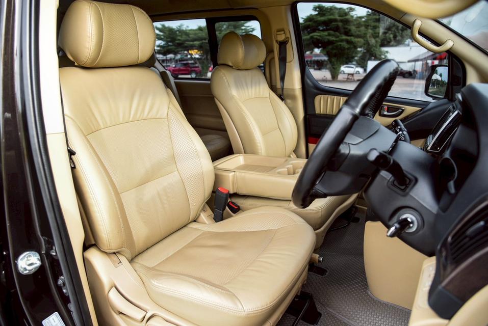HYUNDAI H-1 Deluxe ปี 2016 14