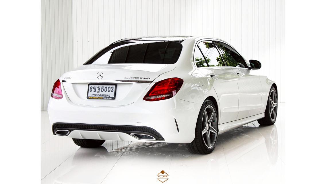 รถ Benz  8