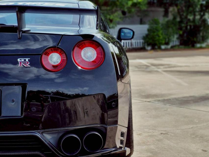 ขาย Nissan GT-R R35 ปี11 16