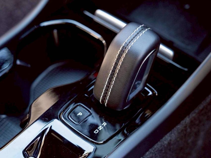Volvo XC40 T5 R-Design Plug-in Hybrid ปี 2021 สวยมากๆ ใช้น้อย คุ้มมากๆ รูปที่ 15