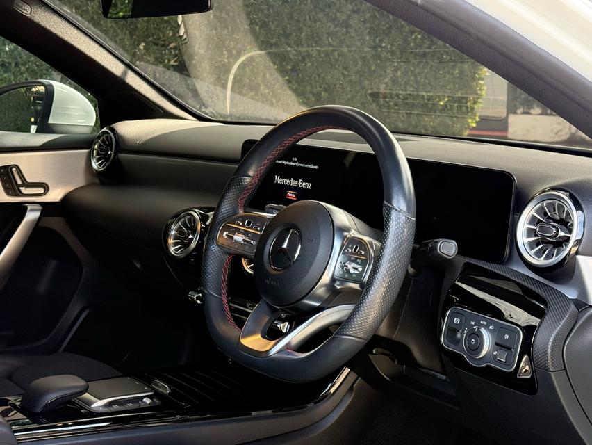  2023  BENZ A200 AMG DYNAMIC รถสภาพป้ายแดง วิ่งน้อยเพียง 24,000 กม รถเข้าศูนย์ทุกระยะ ไม่เคยมีอุบัติเหตุครับ 10