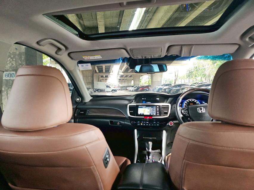 Honda Accord 2.0 Hybrid Tech Sunroof 17