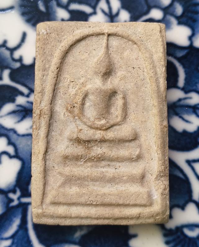 พระสมเด็จเนื้อเก่าค่ะ