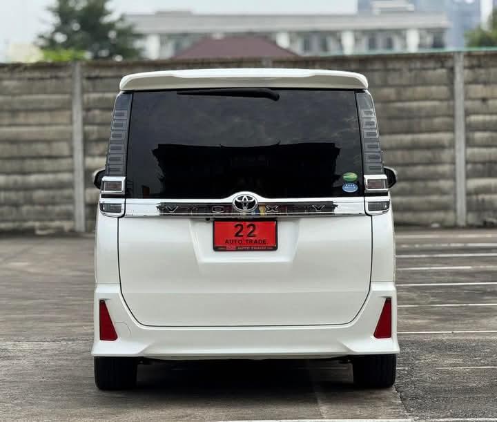 ขาย Toyota Voxy ปี2019 4