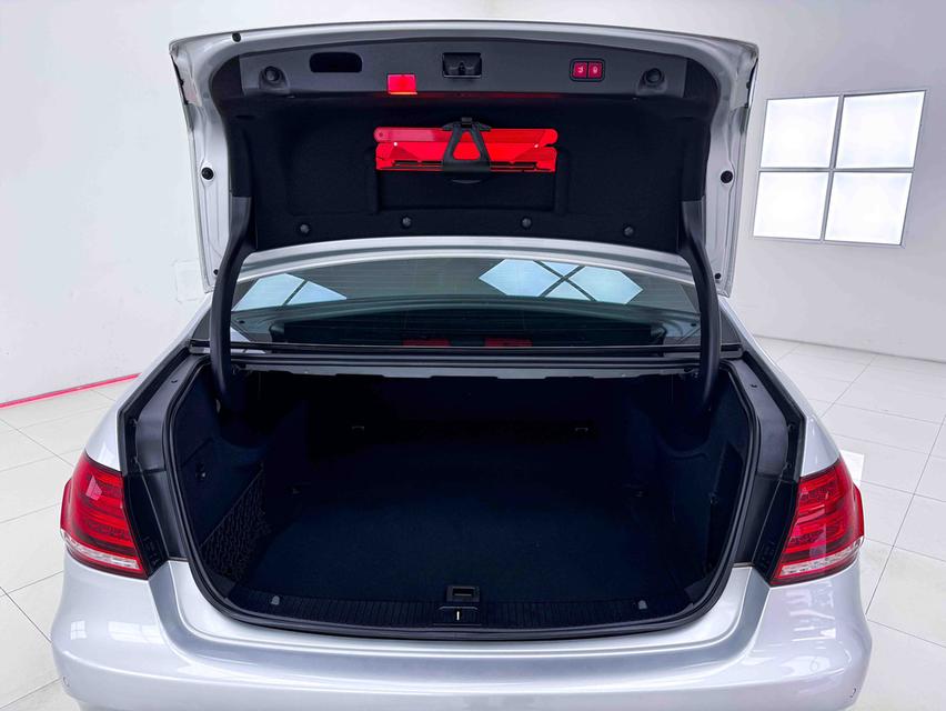 MERCEDES-BENZ E-CLASS E 300 [BlueTEC HYBRID] W212 ปี2015 (6B714) รูปที่ 5