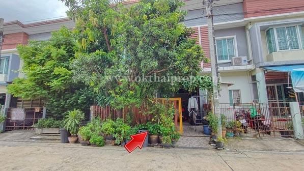 ทาวน์เฮ้าส์ หมู่บ้าน บัวทองธานี เฟส17 ถนนกาญจนาภิเษก บางบัวทอง นนทบุรี