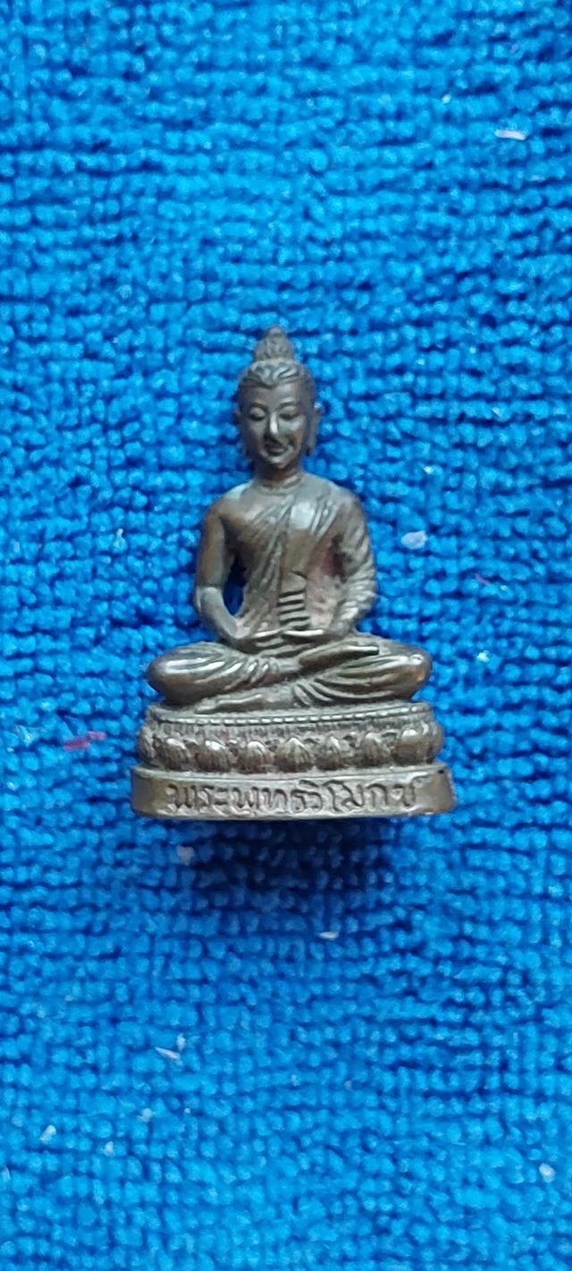 พระพุทธวิโมกข ์อาจารย์โง่น โสรโยปี2528