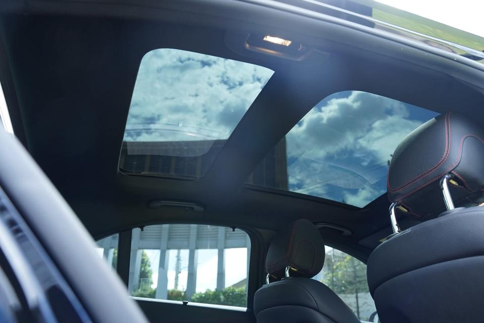 C43 4MATIC AMG Sedan 10