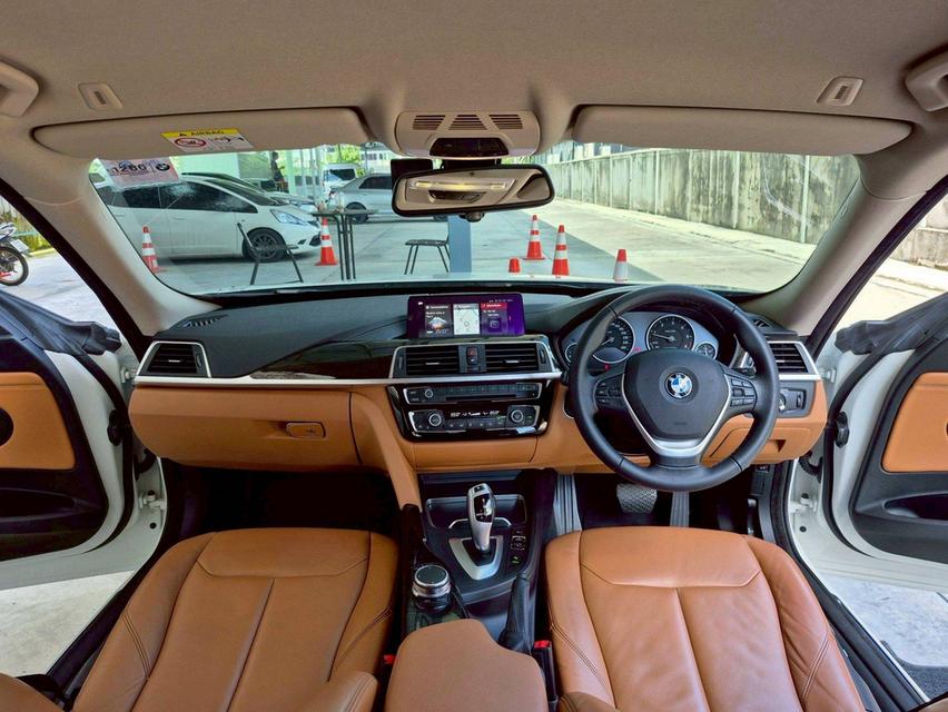BMW 320D GT ปี20 10