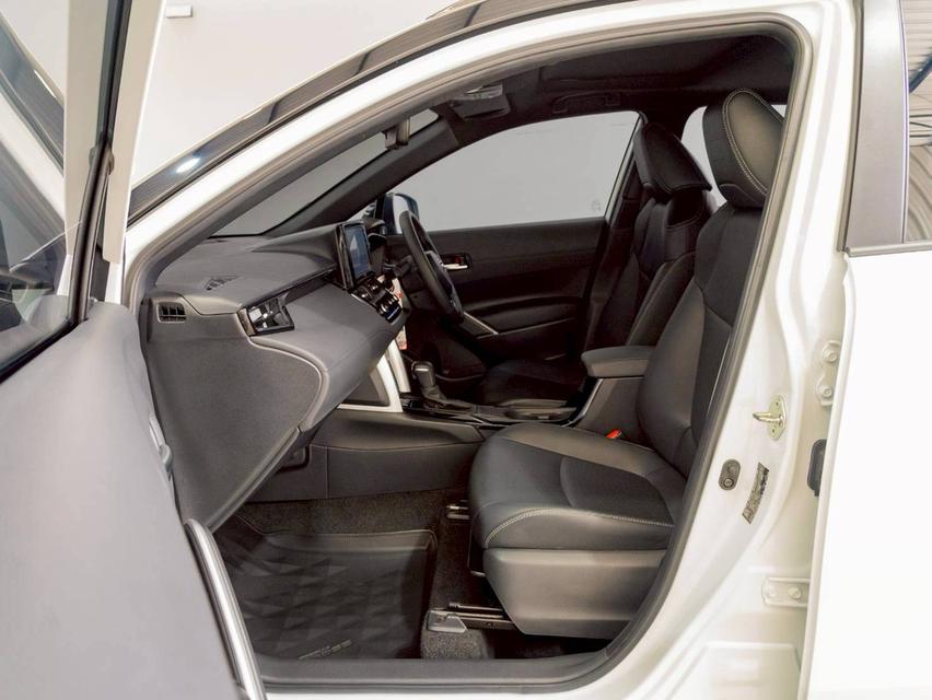 Toyota Cross 1.8Hybrud GR Sport ปี24 13