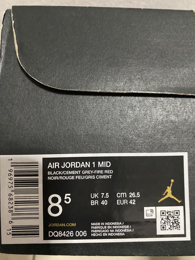 Jordan 1 Mid Bred Shadow 7