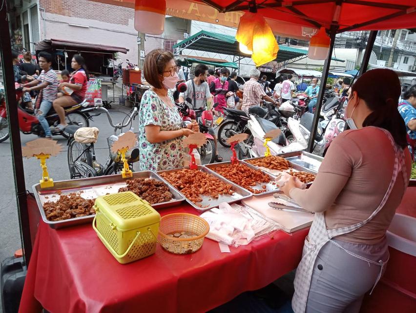 ขาย/ อาคารพาณิชย์ 5 ชั้น ทุ่งครุ ศรีไทยคอนโด ทำเลดีมีคนเดิน รับรายได้จาก 7-11 และ แผงตลาดนัดทุกเดือน 13