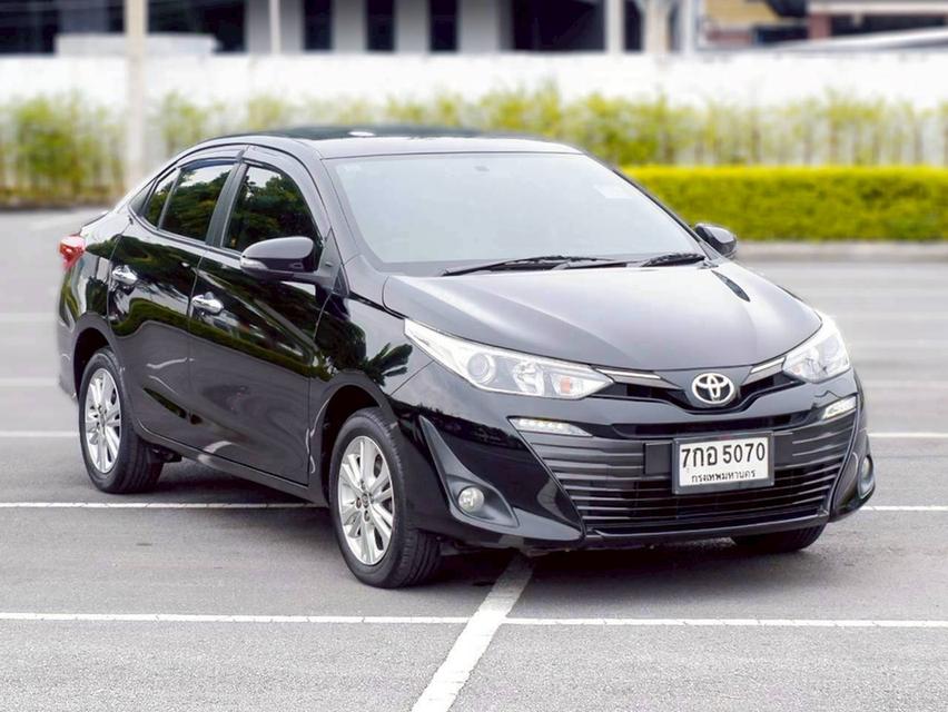 Toyota Yaris ativ 1.2 E สีดำ ปี 2018