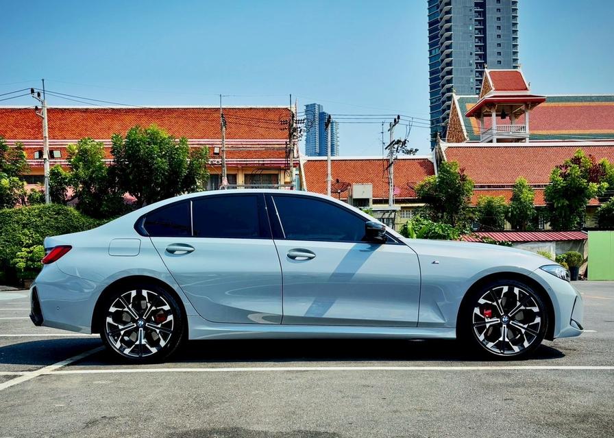 2025  BMW M340i X Drive ( LCI2 ) รูปที่ 5