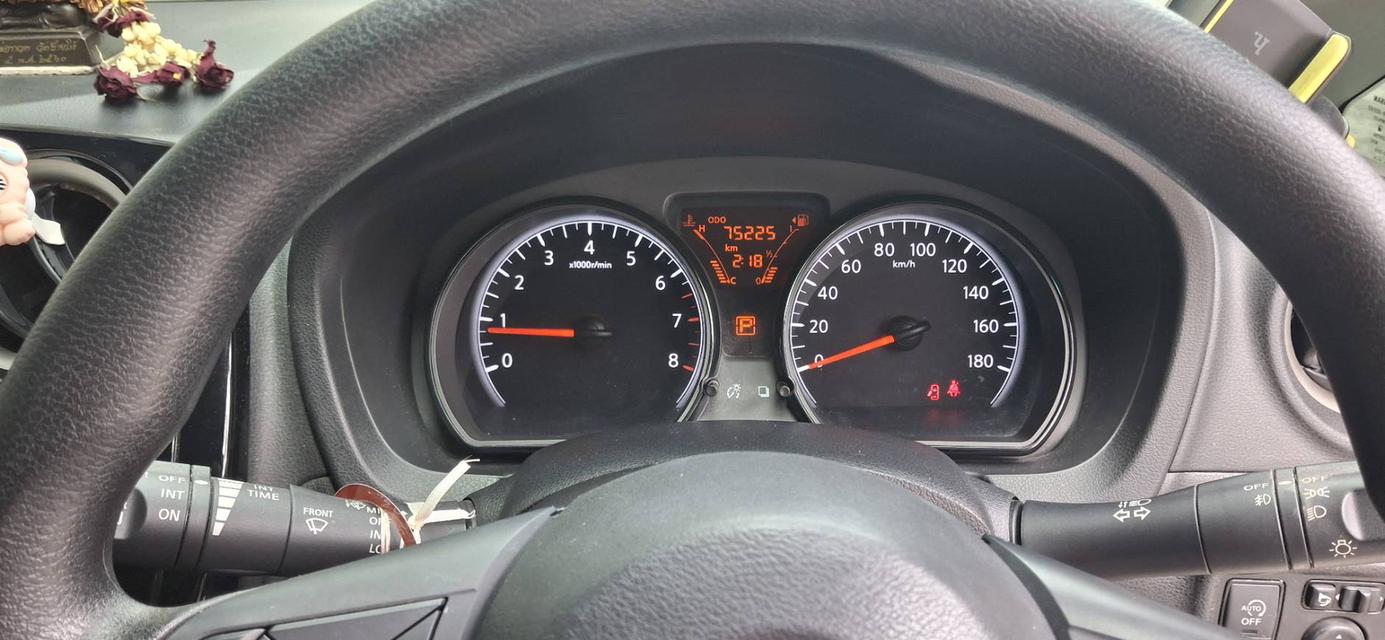 รถยนต์นิสสันมือสอง ปี 2017 5