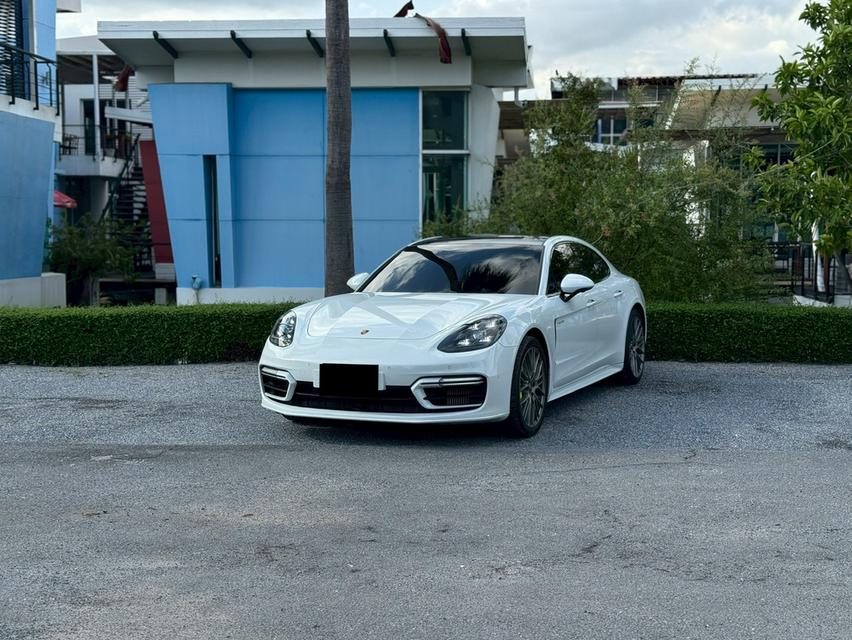 Porsche Panamera 4 E-Hybrid (MY2022)📆 ปี 2022 | 📍วิ่งเพียง 11,xxx km เท่านั้น💰 ราคาเพียง 5,490,000 บาท