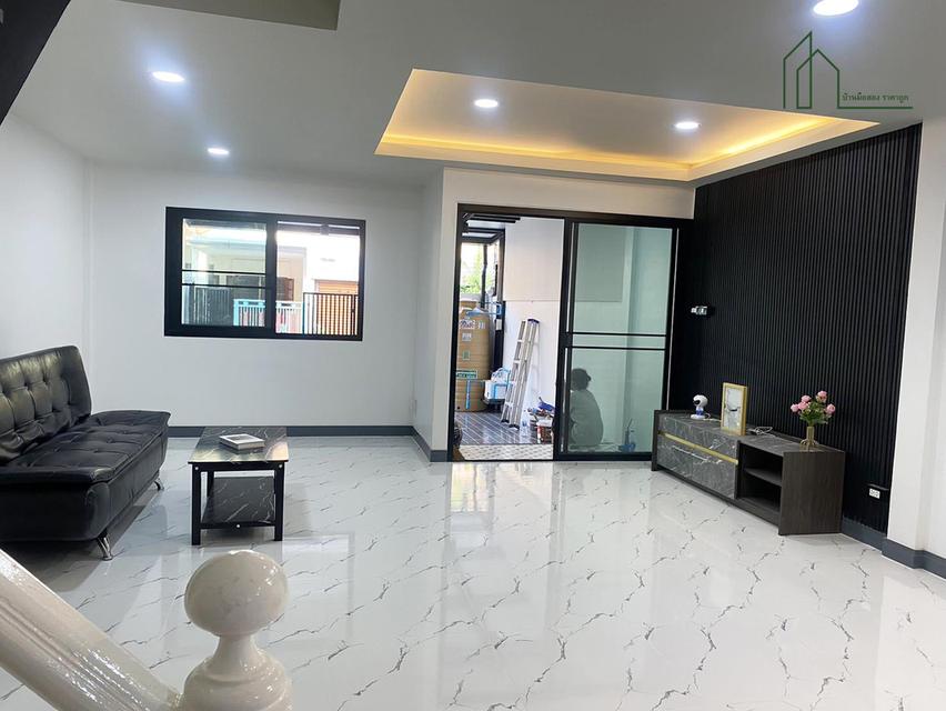 ทาวน์เฮาส์ 2 ชั้น บ้านบดินทรรักษา4 คู้บอน27 รามอินทรา พร้อมเฟอร์นิเจอร์ 6