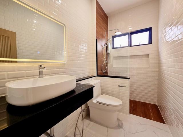 บ้านพร้อมสระว่ายน้ำส่วนตัว ใกล้ สวนสาธารณะอ่างเก็บน้ำมาบประชันเพียง 800 เมตร 6