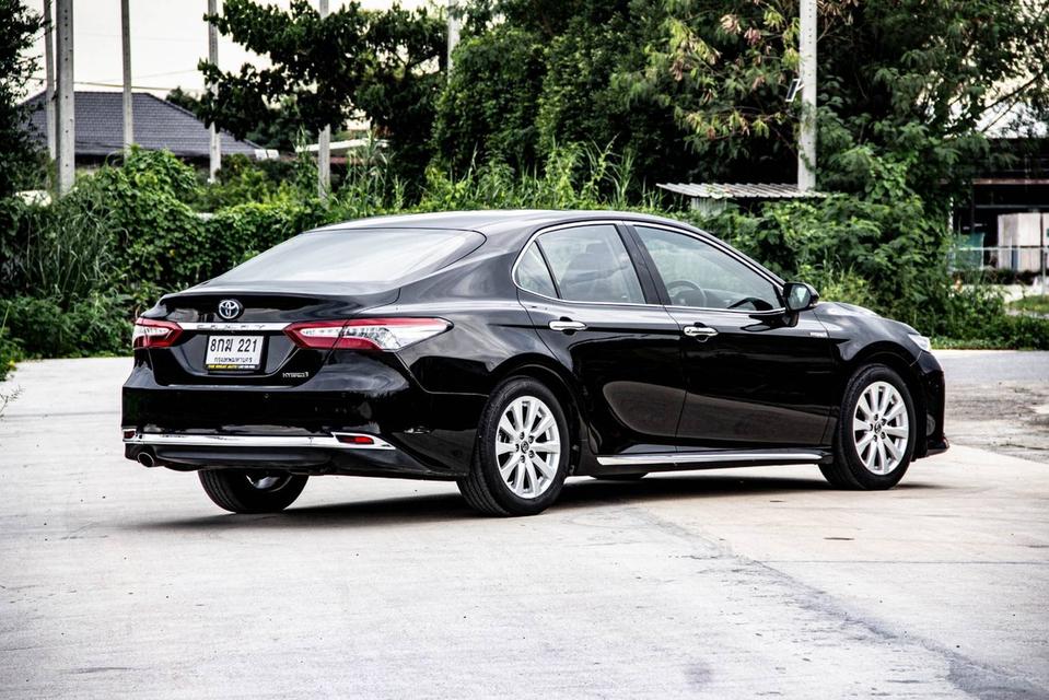 TOYOTA CAMRY, 2.5 HV PREMIUM Minor Change ปี 2018 รถหรู สวย ใหม่ น่าใช้มากๆ 3