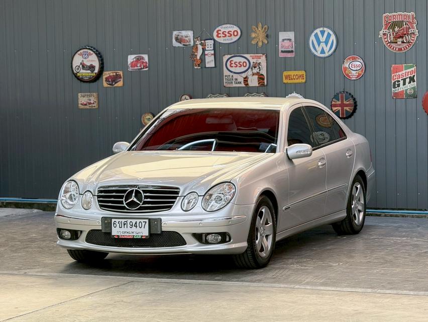 Mercedes-Benz E240 2.6 Avantgarde ปี2003รถบ้านแท้ สวยสภาพดี ออพชั่นจัดเต็ม พร้อมใช้งาน
