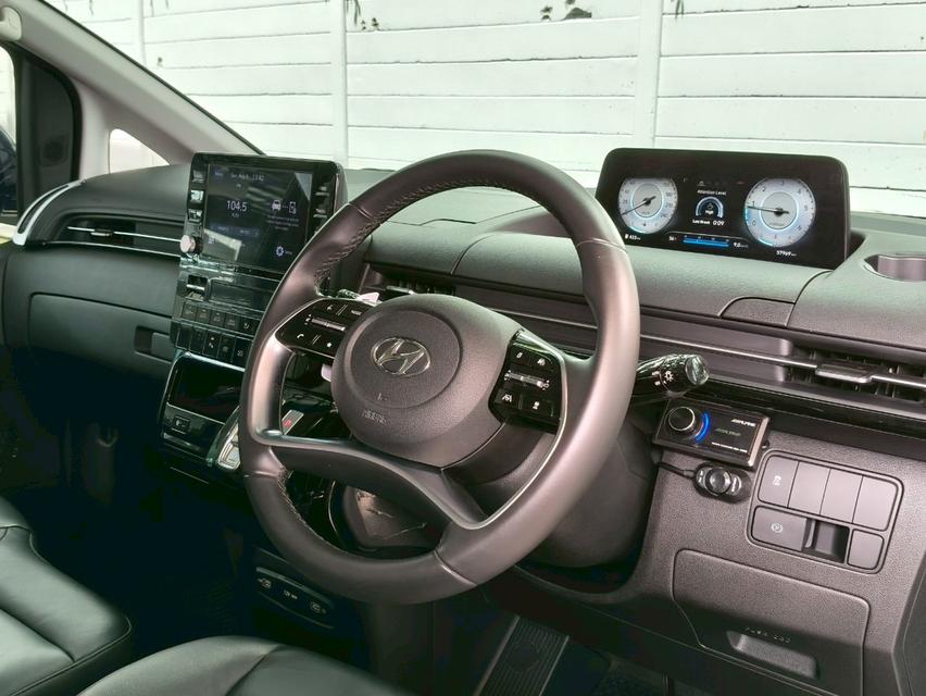 รถเข้าใหม่! Hyundai Staria SEL 2021 สีเทาเข้ม 5
