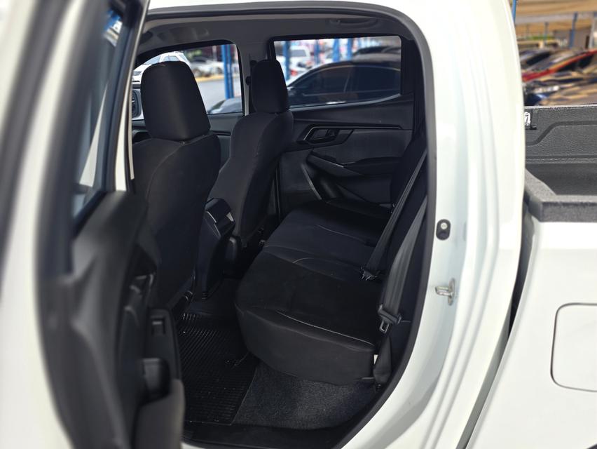 ปี 2023 #ISUZU #DMAX 1.9 S #4ประตู เกียร์ออโต้ (#4ขก6434กทม.) *เลขไมล์ 43,xxx km.สีขาว รูปที่ 7