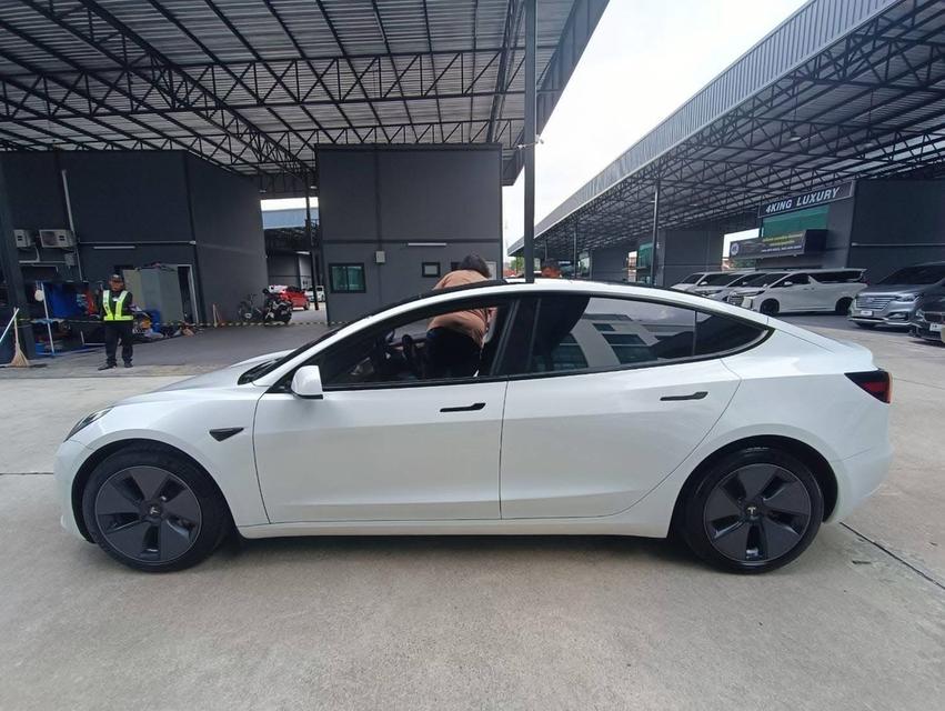 Tesla Model 3 Standard Range Plus ปี 2023 มือสอง 3