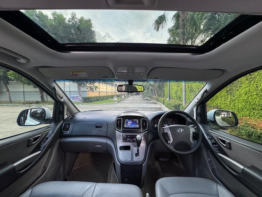 รหัสรถ AVA283 Hyundai H1 Limited III ปี 2019 รุ่นพิเศษ มี Sunroof โฉม Minorchange  9