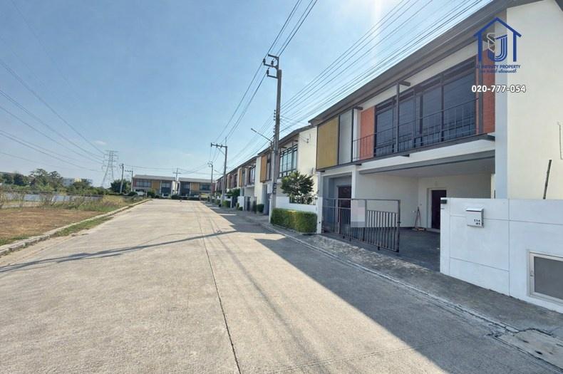 ขายบ้านเดี่ยว 2 ชั้น หมู่บ้านดิ เอ็มเบรส จตุโชติ รามอินทรา ถนนไทยรามัญ ใกล้ทางด่วน,รถไฟฟ้า 3