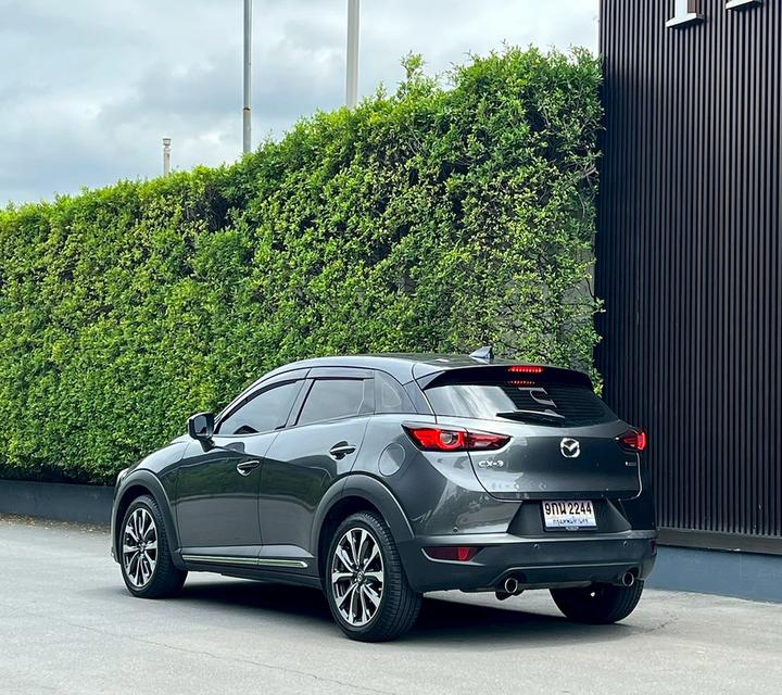 Mazda CX-3 2.0 Sp (Sunroof) 2021 Mileage 10,000 Km. 4