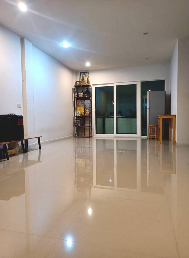 บ้านทาวน์โฮม ศุภาลัยพรีโม่ เพชรเกษม110 9