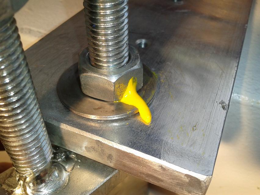 Cross Check สีทาหัวน็อต สีป้ายสัญลักษณ์