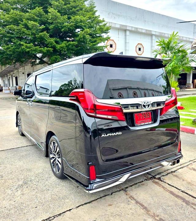 Toyota ALPHARD 2.5SC PACKAGE สีดำ ปี 2022 ไมล์ 70,000 กม.  4
