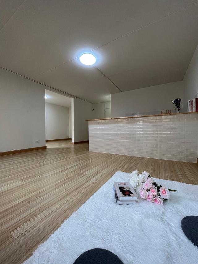 ป๊อปปูล่าคอนโด เมืองทองธานี ตึก T2 ชั้น 8 5