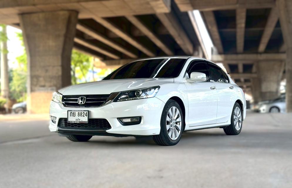 2013 Honda ACCORD 2.0EL ฟรีดาวน์ รถสวยมือเดียว