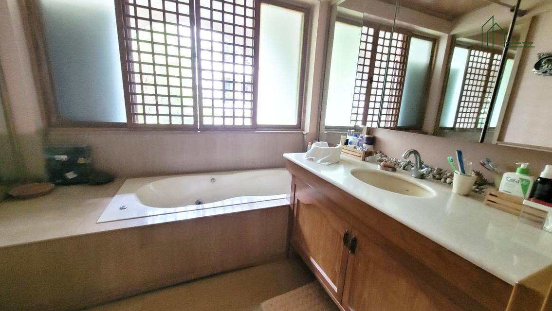บ้านเดี่ยว 2 ชั้นครึ่ง บนเนื้อที่ 288 ตรว. ซอยลาดพร้าว 101 วังทองหลาง บ้านสไตล์ฝรั่งเศส 12