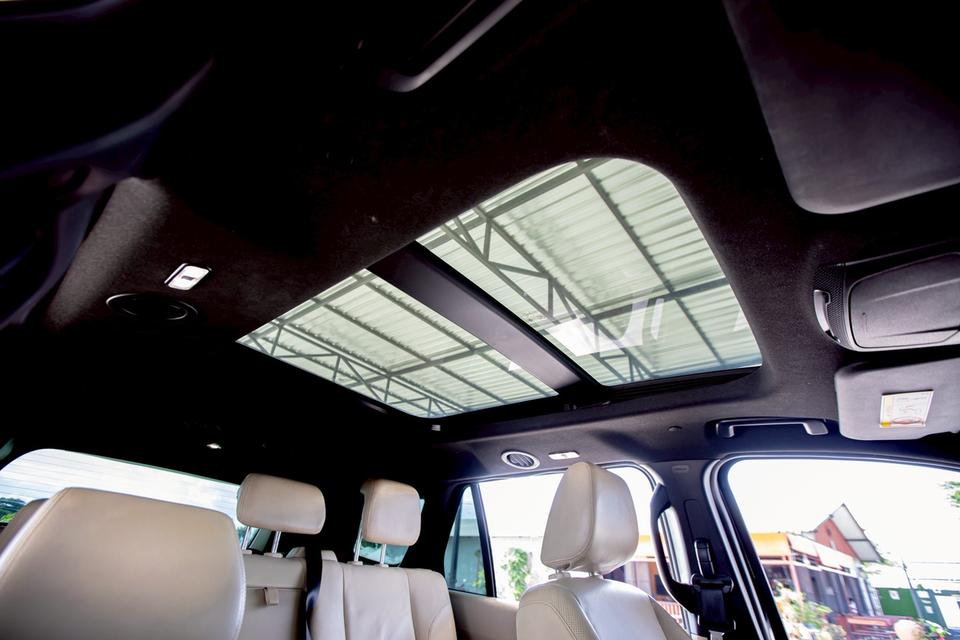 Ford Everest 2.2 Titanium Sunloof ปี 2018 สีดำ มือเดียวป้ายแดง 13