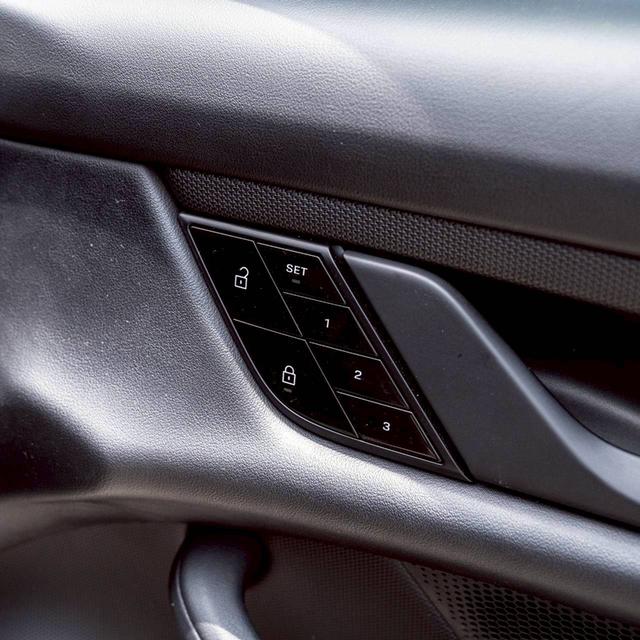 รหัสรถ 67GG8 Porsche Taycan ปี 2021 รูปที่ 15